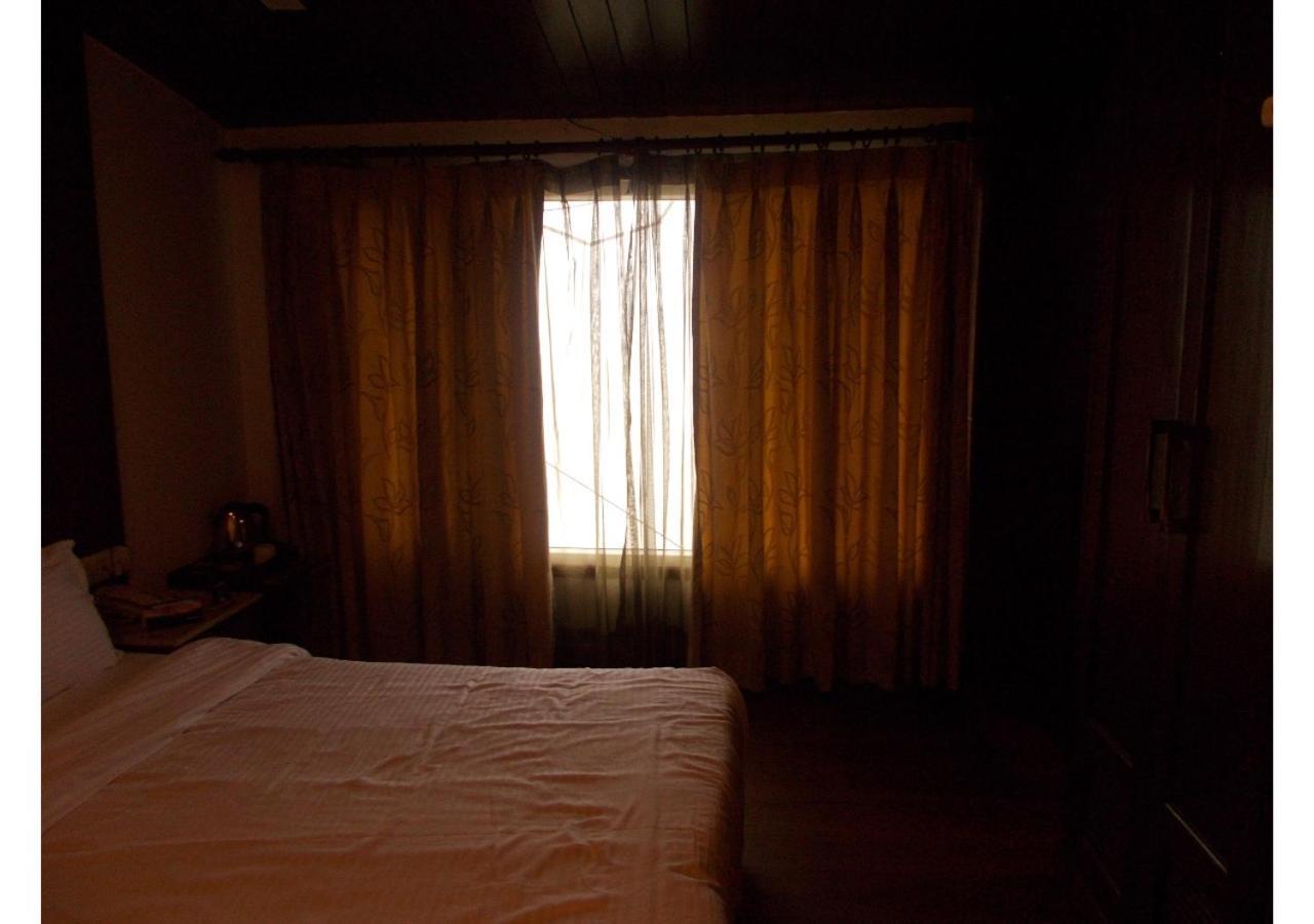 The Imperial Square Hotel Mussoorie Exterior photo
